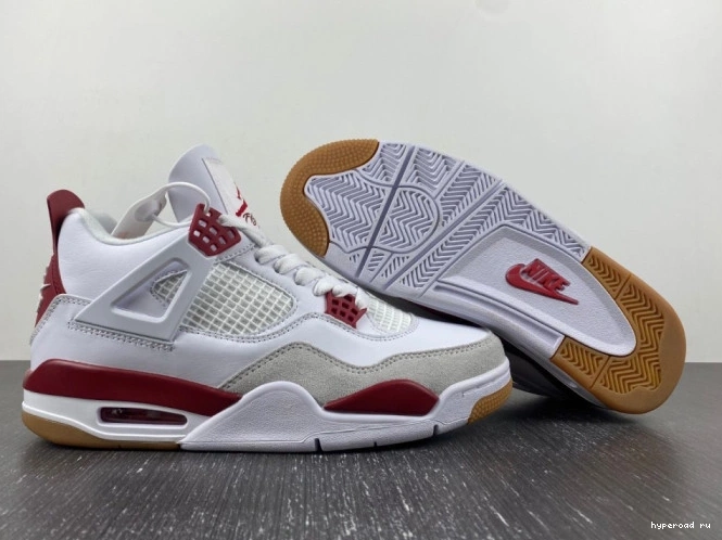 Nike DR5415-160 4 SB x Jordan Air 1105